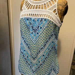 New Directions Blue and White Geometric Tank Top